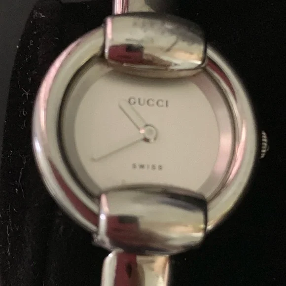 Gucci Vintage Watch - Picture 2 of 7